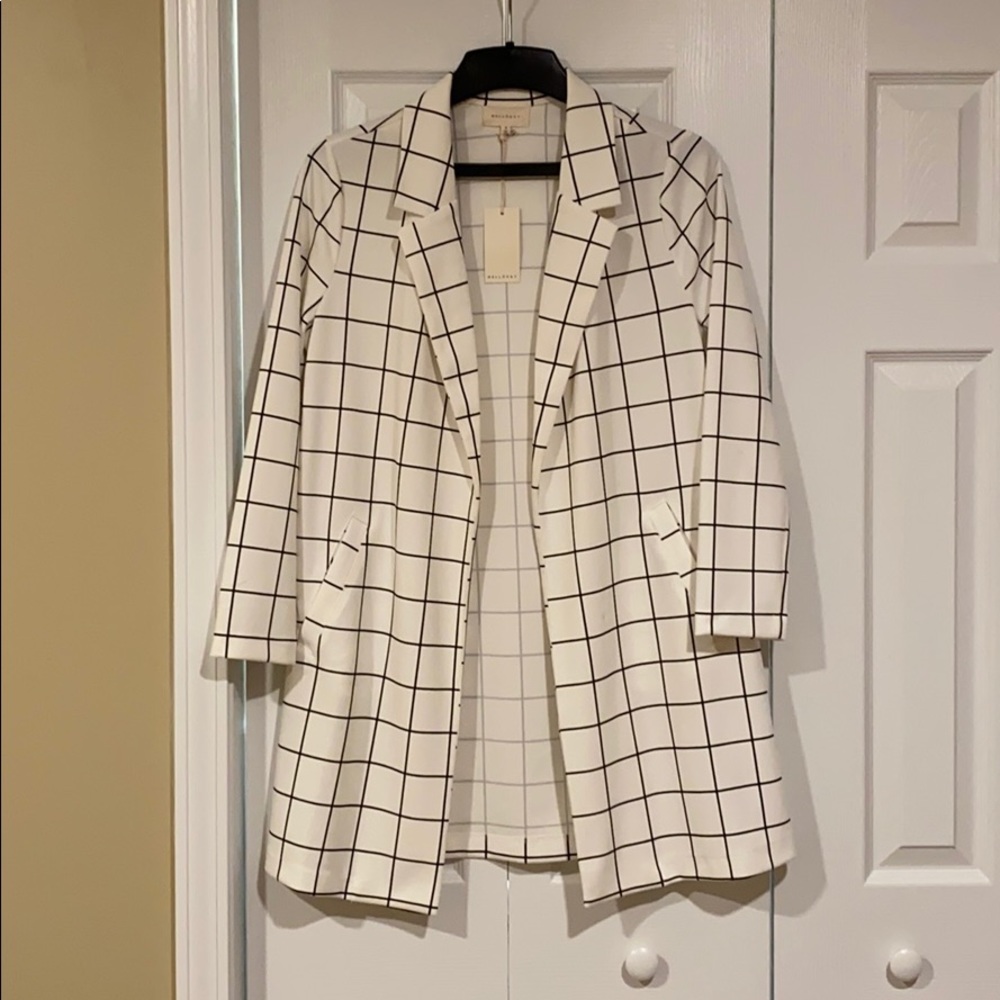 New with tags white and black blazer